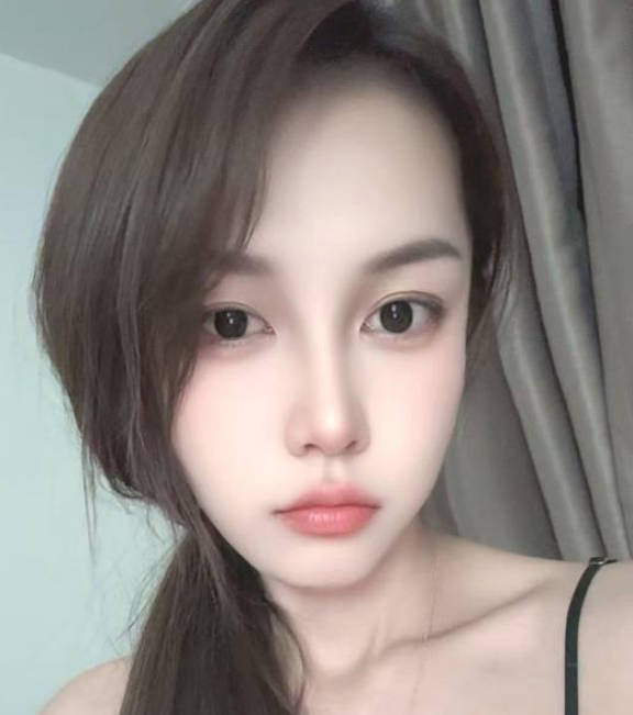 浦居家性感妹妹