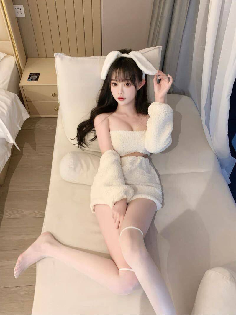 鲜嫩美女可玩制服JK