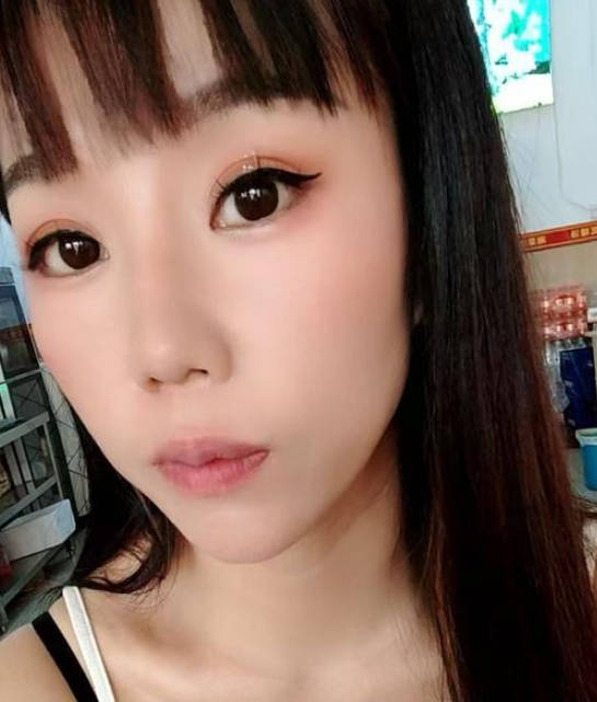 广州白云新人小容