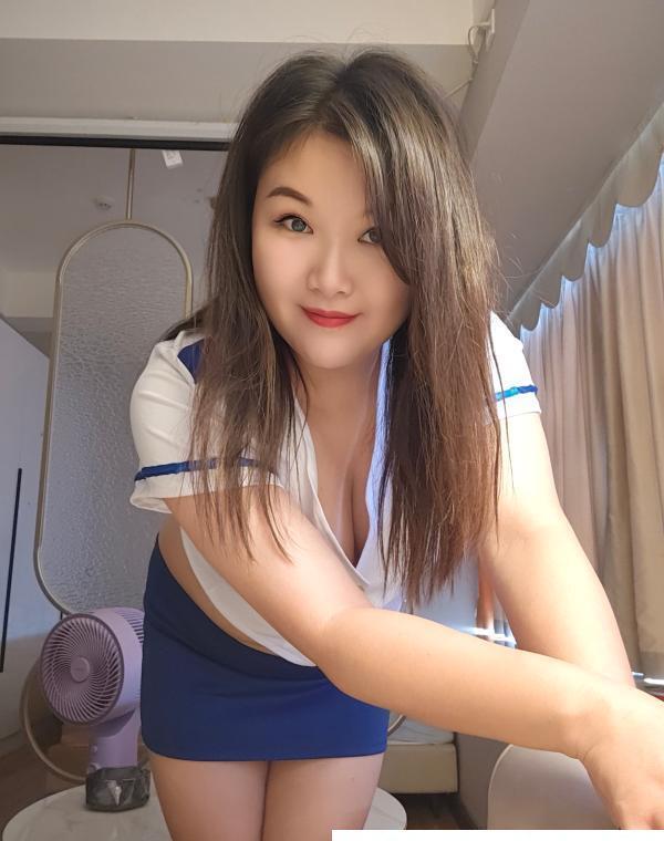 微胖丰乳少妇晓梦