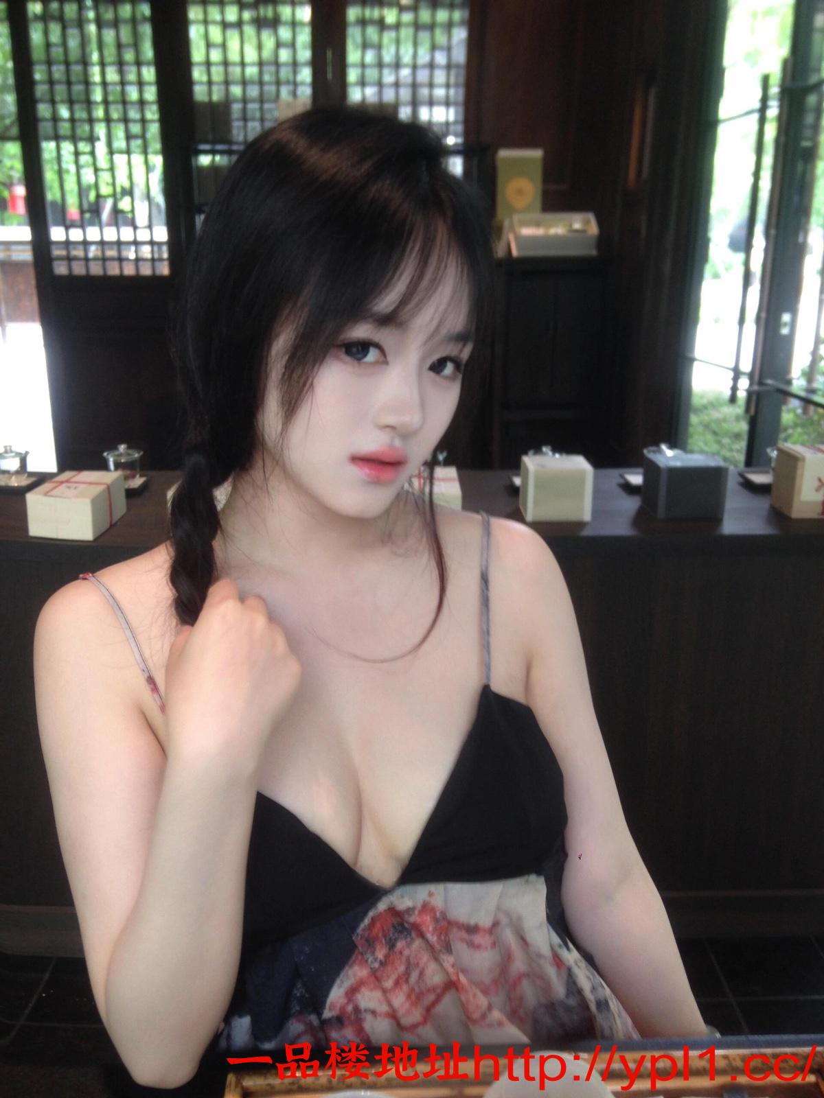 区极品小靓妹大胸粉嫩水多口活超赞可以外出