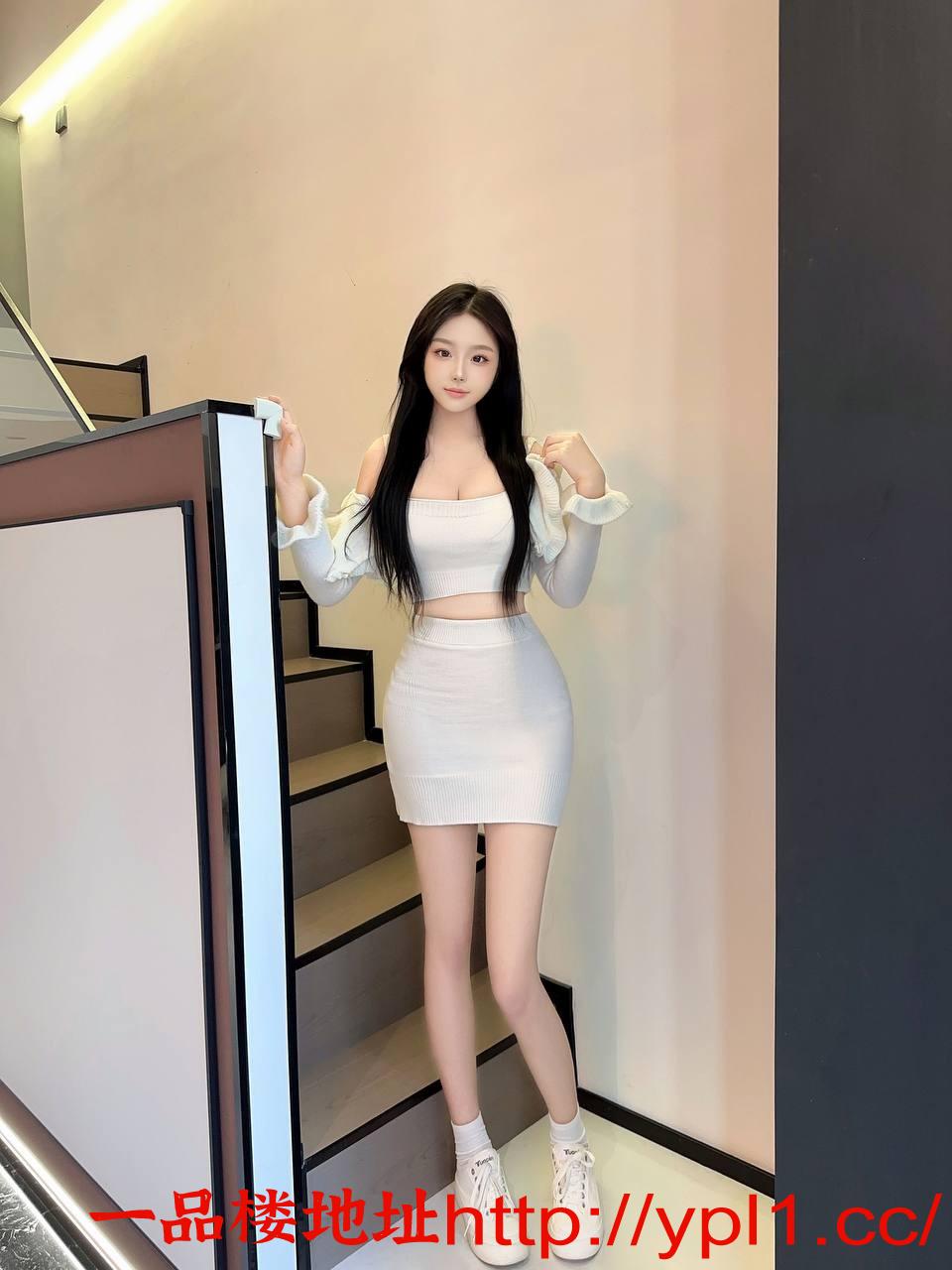 仓山性感丰满长腿小姐姐