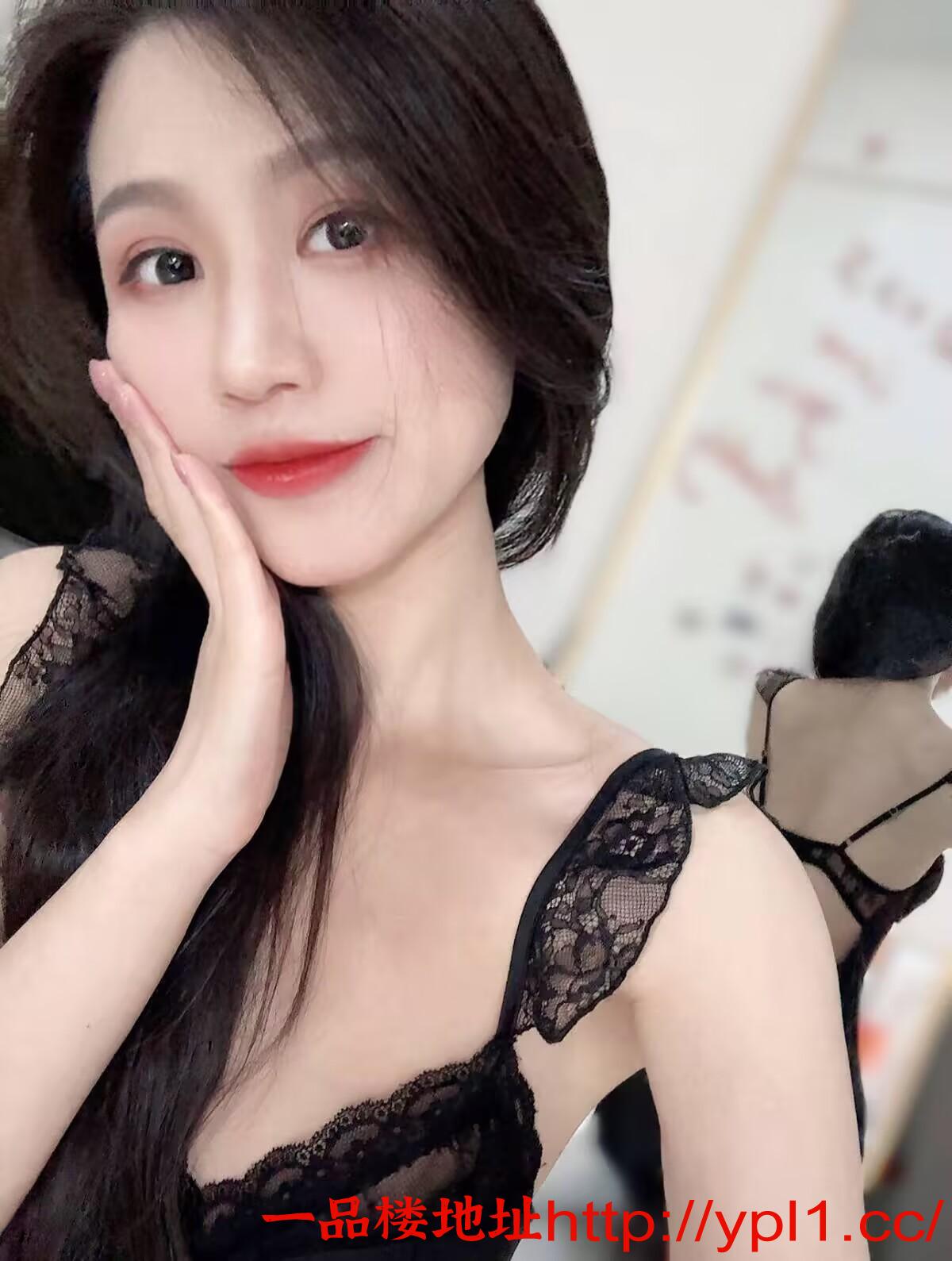 气质甜美温柔兼职粉嫩妹妹