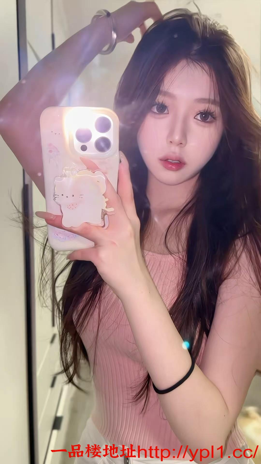 宝安老师风骚迷人嫩穴会喷