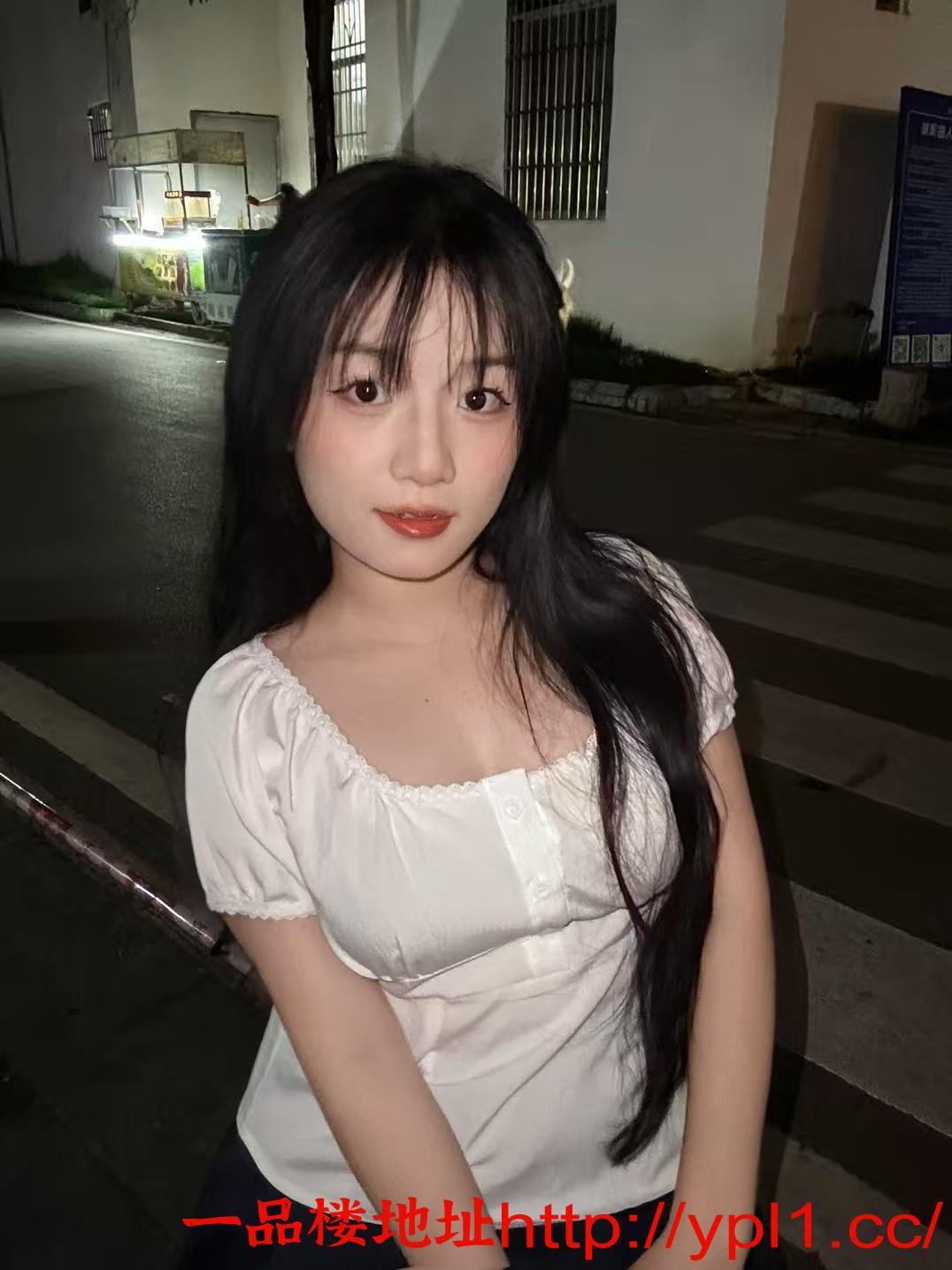 乌市辣妹子 人美服务好