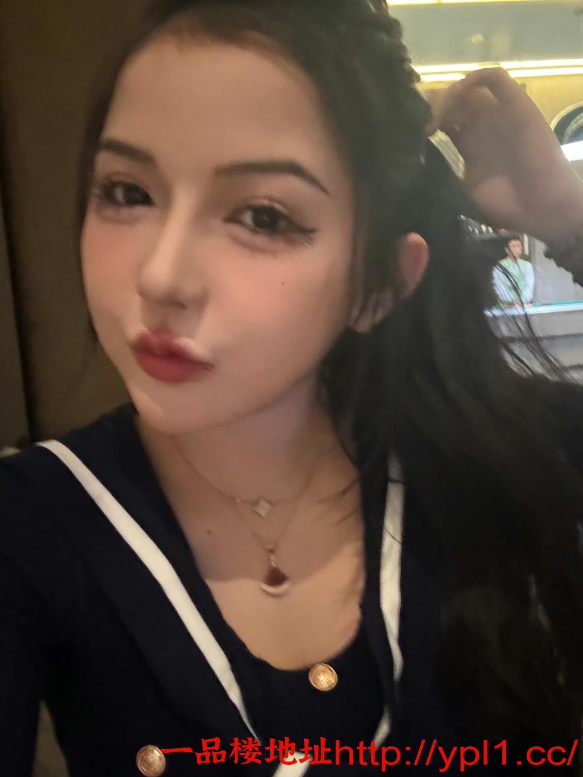 24岁高挑御姐 主丝袜诱惑 毒龙 果冻冰火