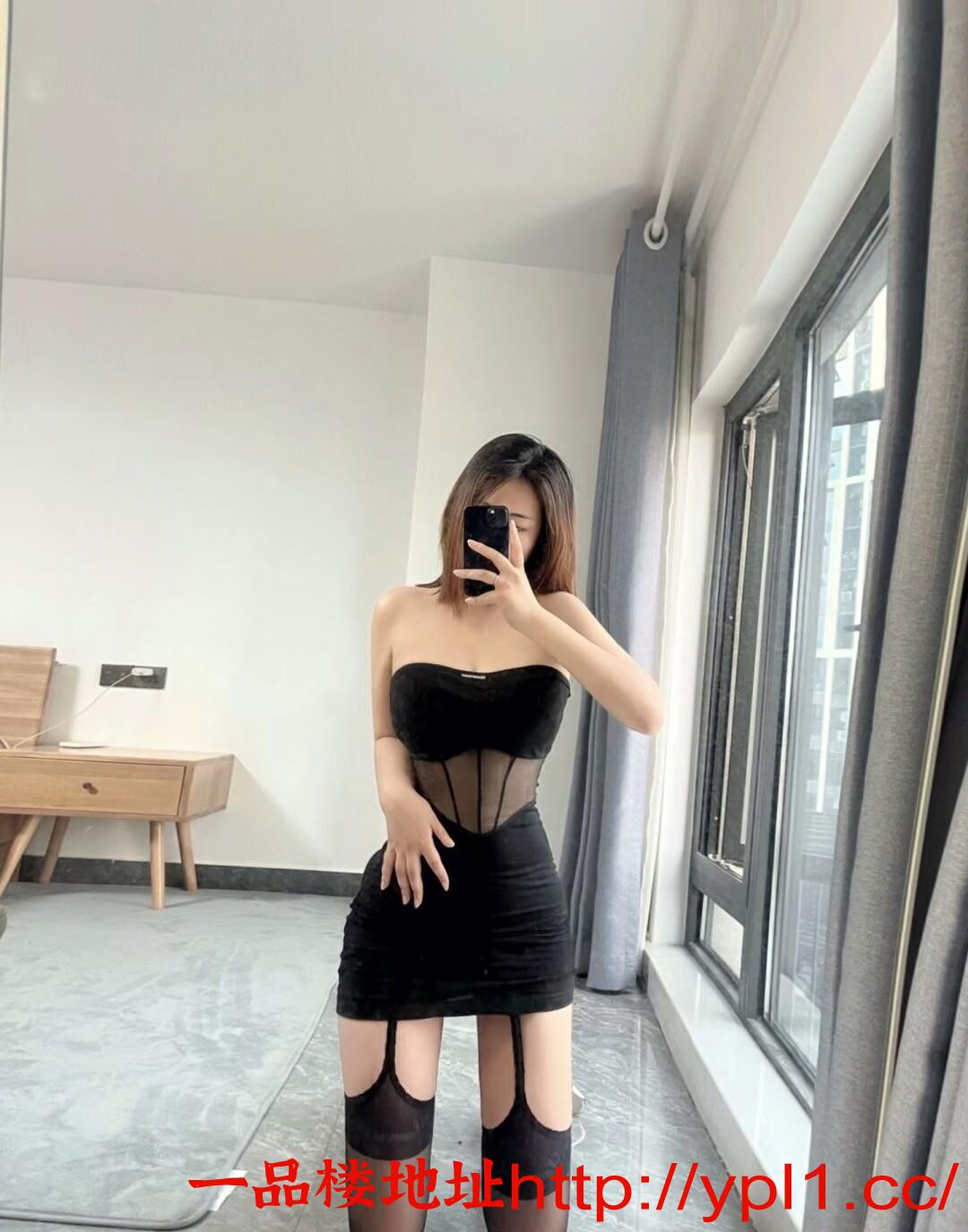 景洪胸大腰细健身小少妇