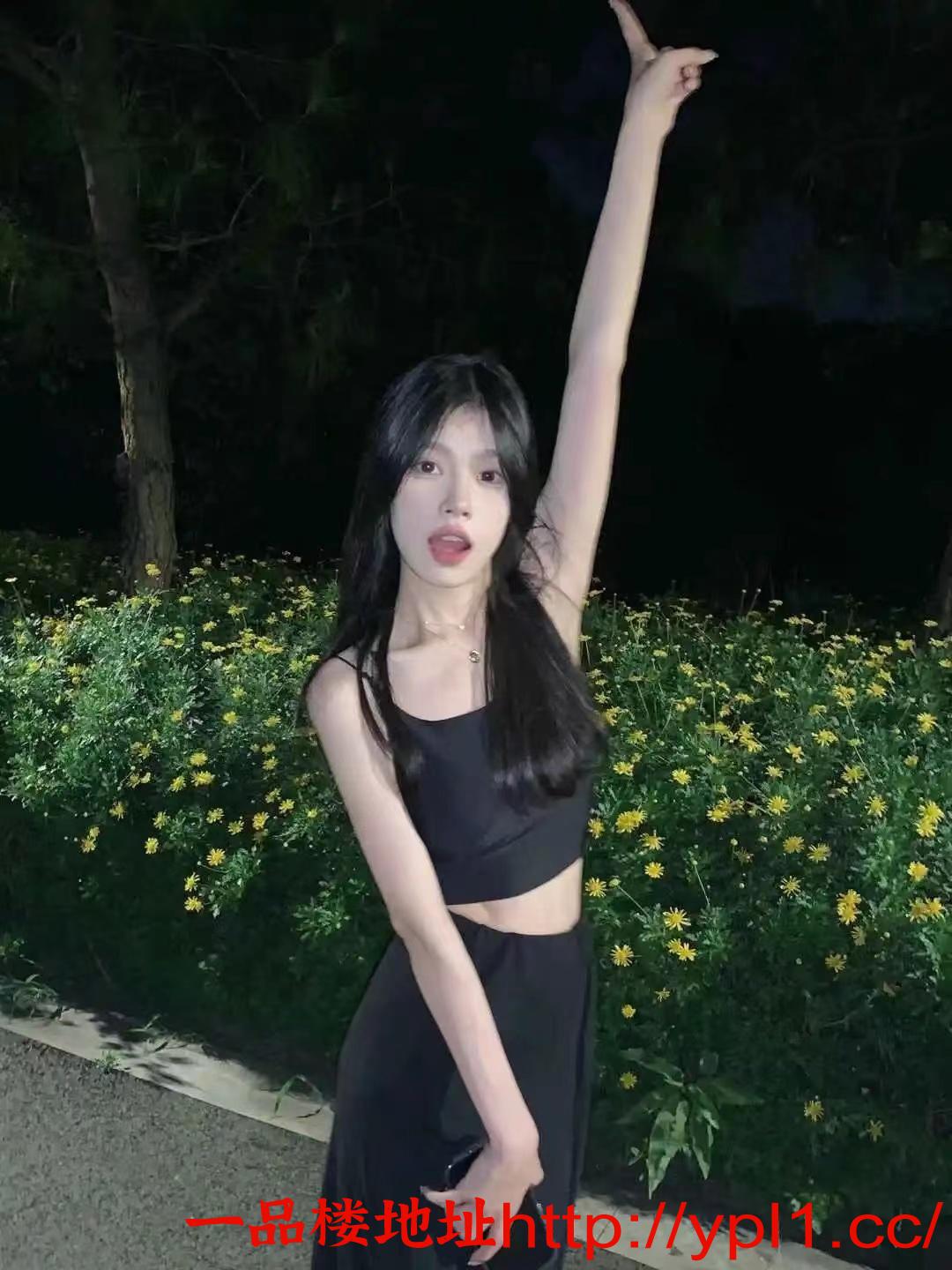 体验风骚完美身材小姐姐