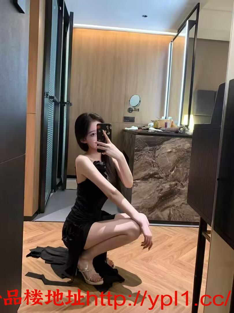 -妩媚妖娆巨乳欲女