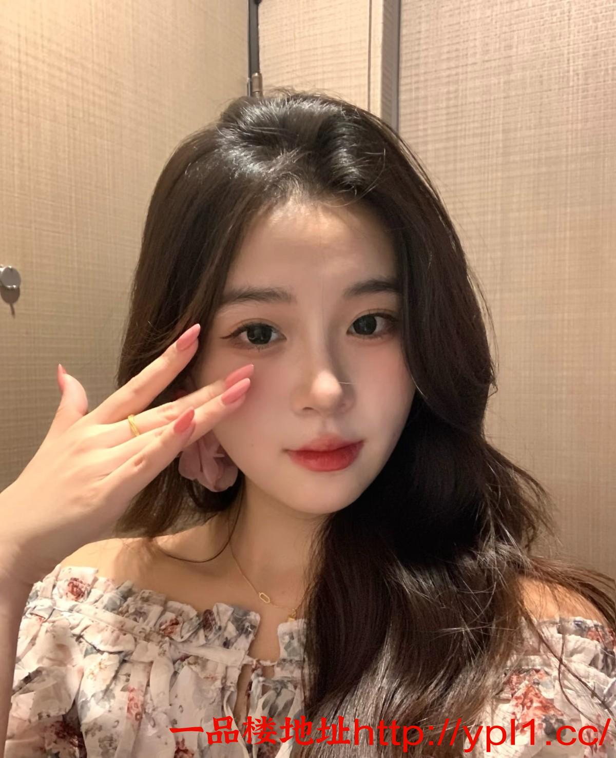 乖乖女很敏感三点粉嫩会边做边喷（可外出）