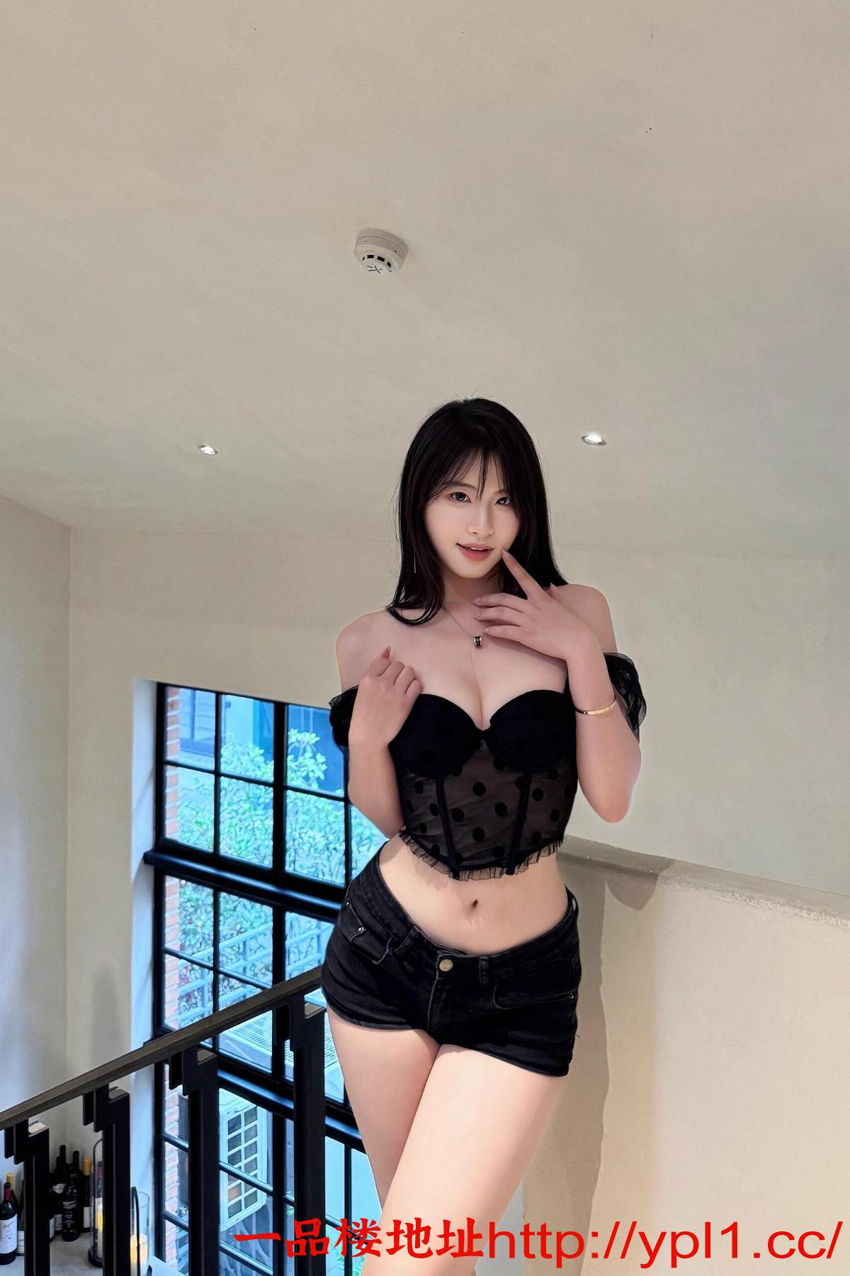 欠钱被迫下海的骚货 床上功夫是真的好