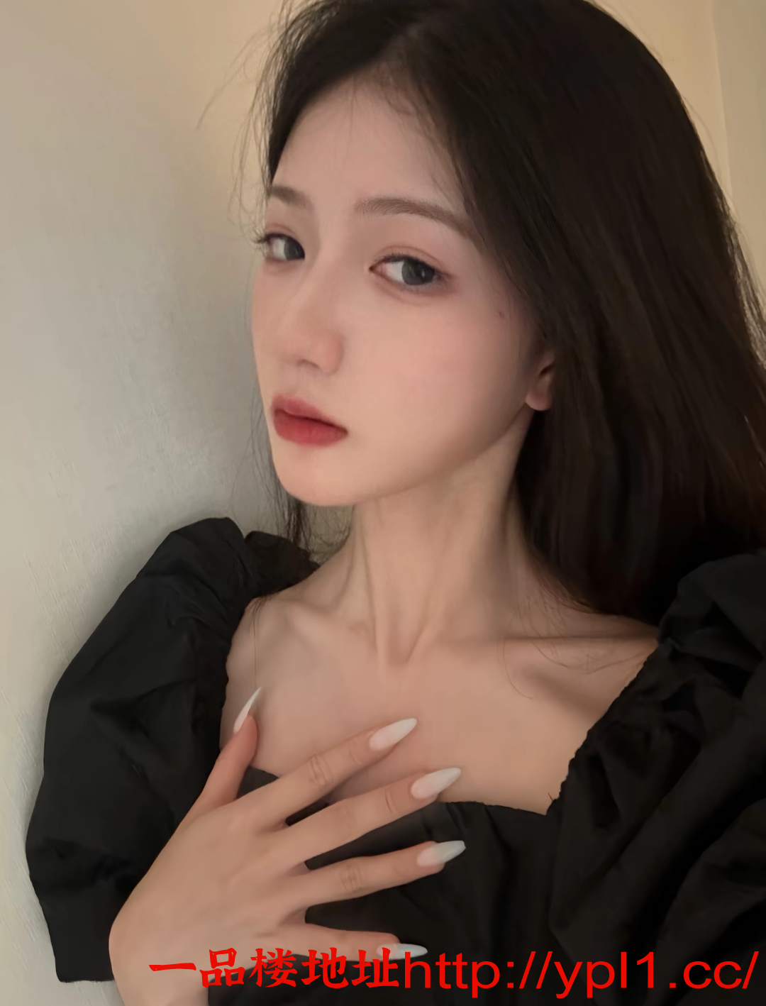 调教零零后刚下海白虎妹妹黑丝粉嫩骚B