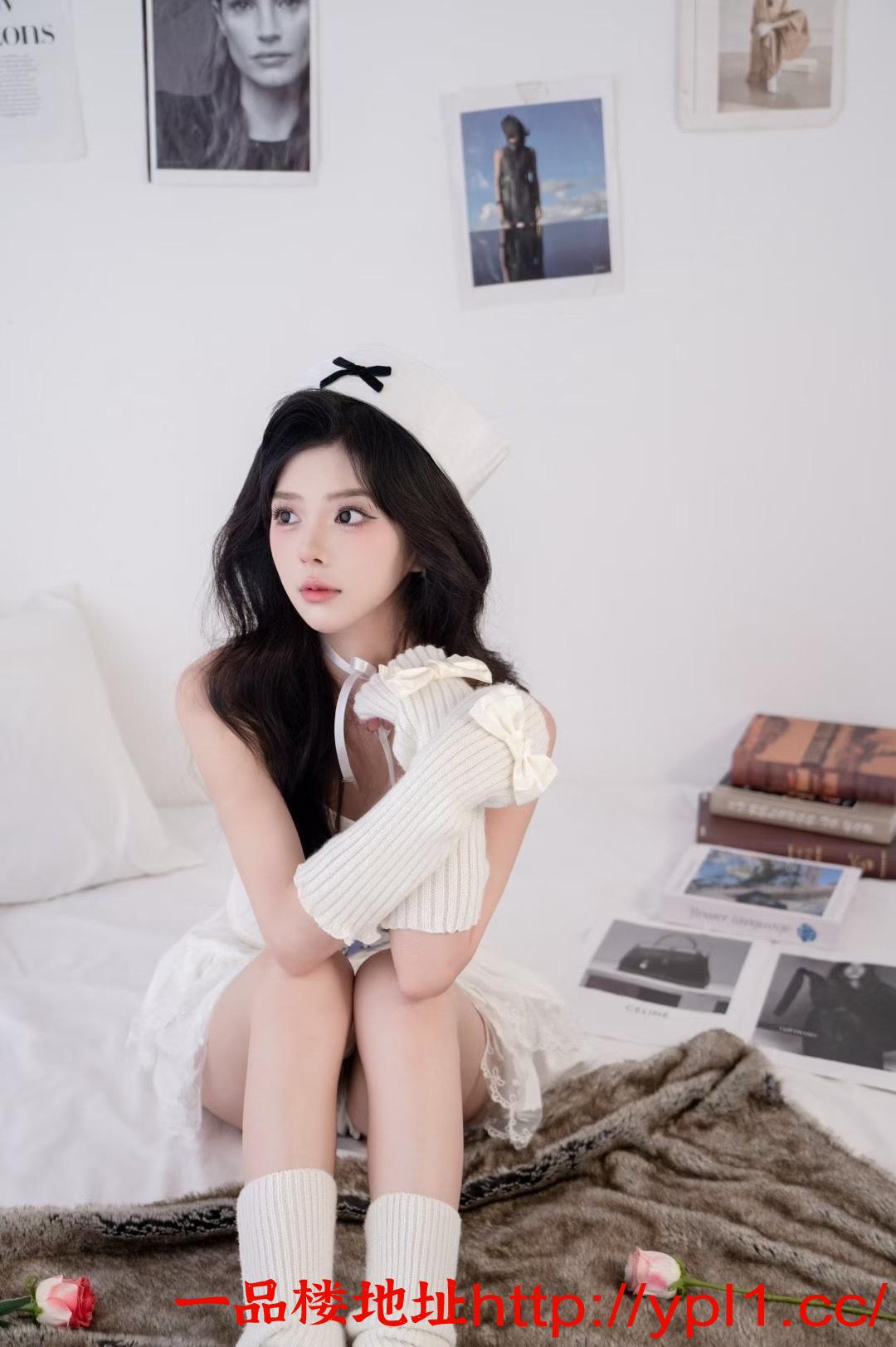 水嫩多姿 姿势多 性感御姐