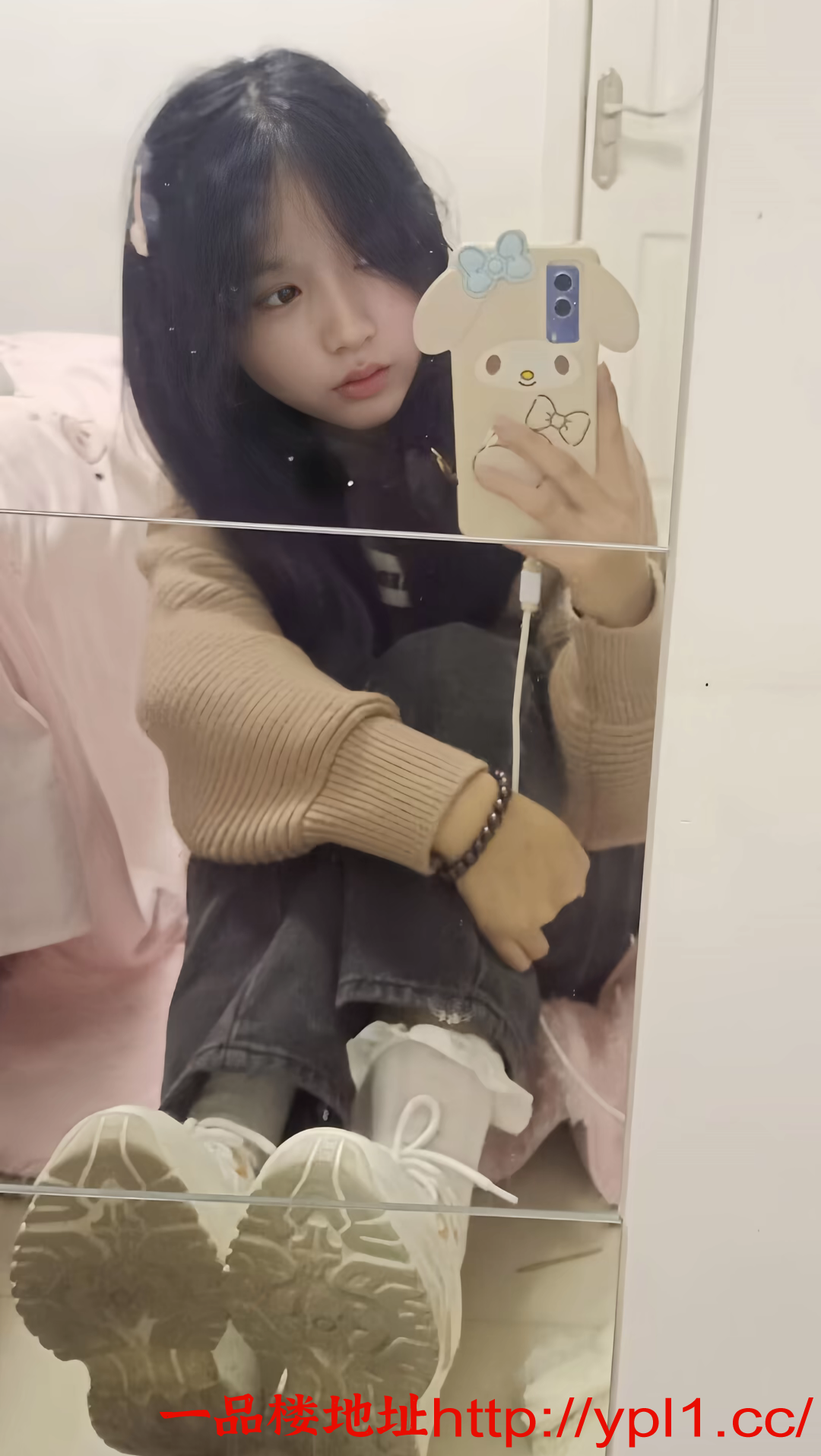 03粉嫩白虎小妖精可拍小视频