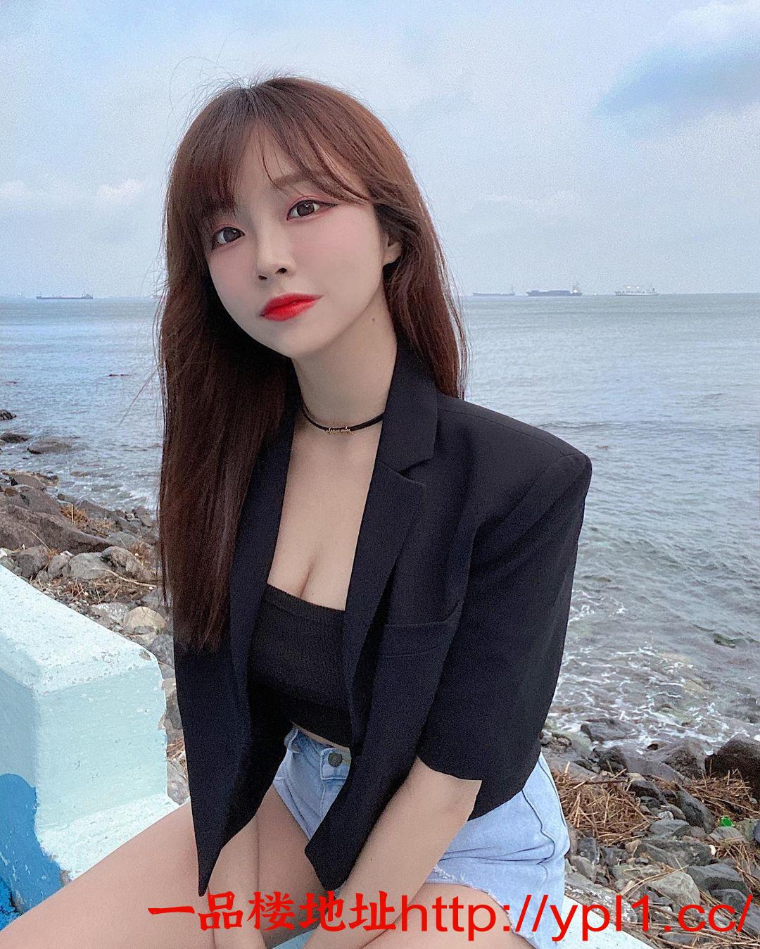 漂亮嫩妹外表甜美床上风骚