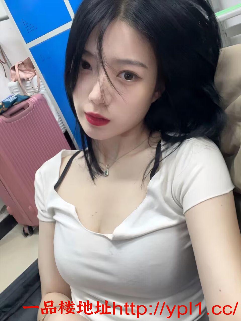 极品妹妹的情趣制服诱惑