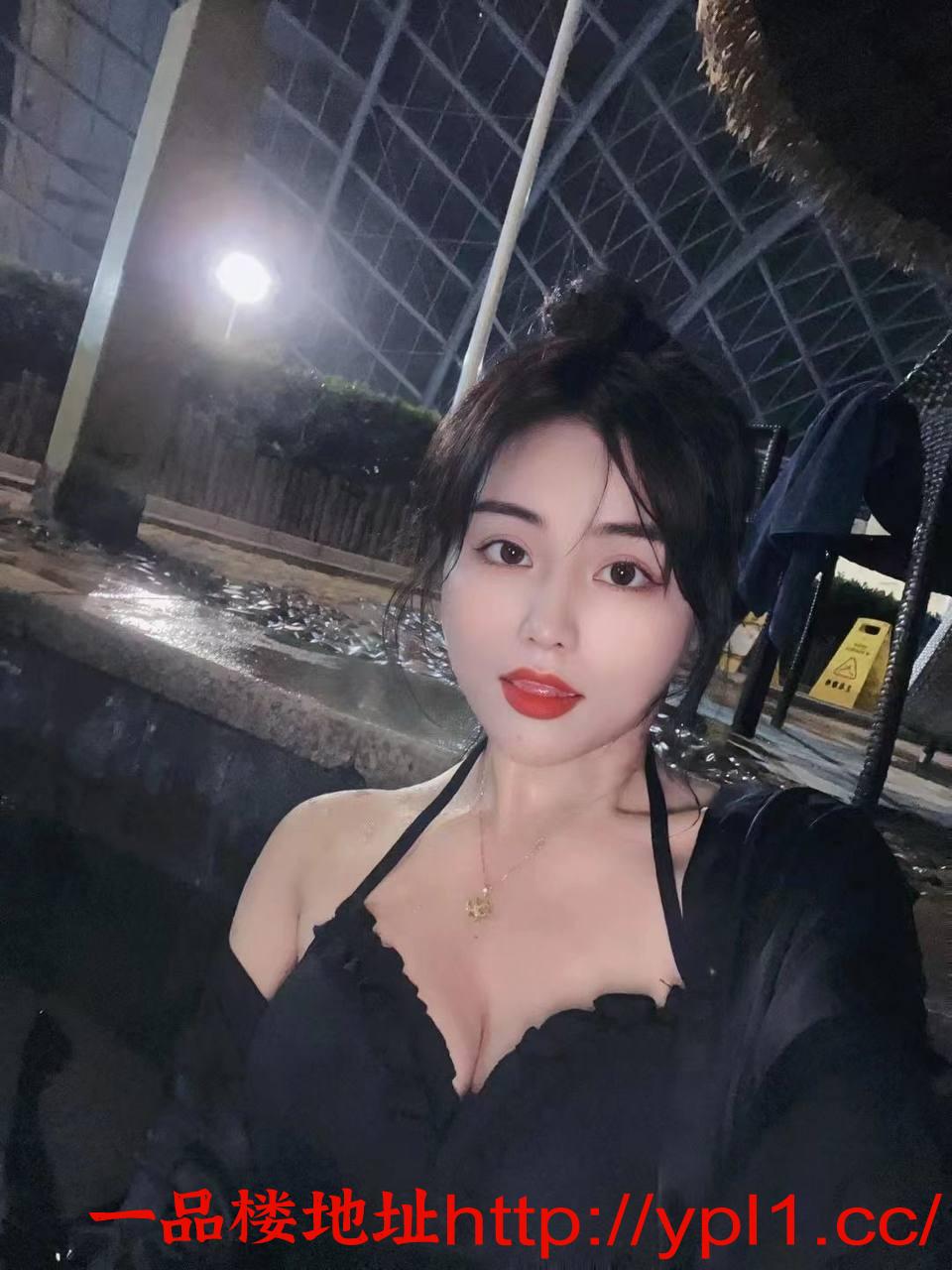 望京大奶少妇会夹会吸