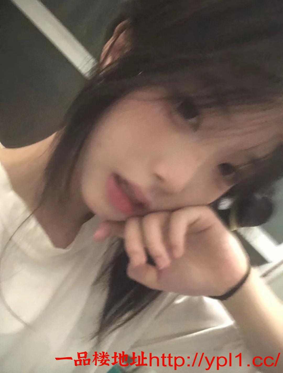 高三学生可后入无套三通