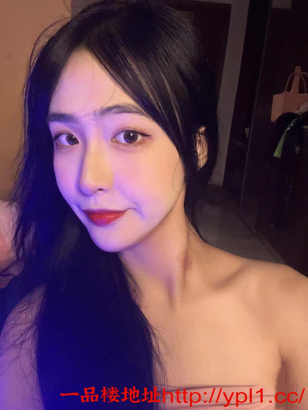 温柔女友体验，可御可甜，三点粉嫩