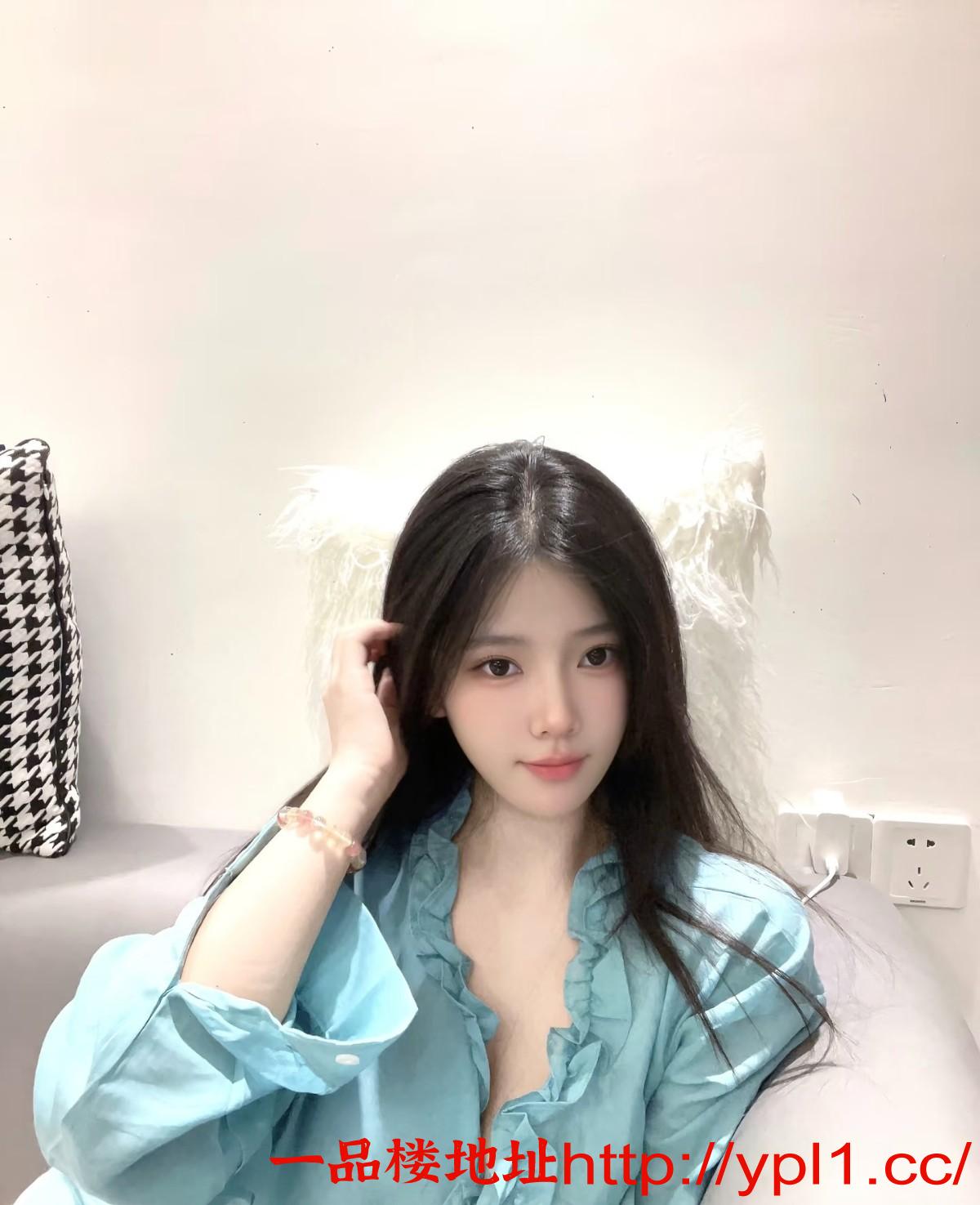 曼妙身姿清纯可爱小女友鲍鱼紧致会吸！