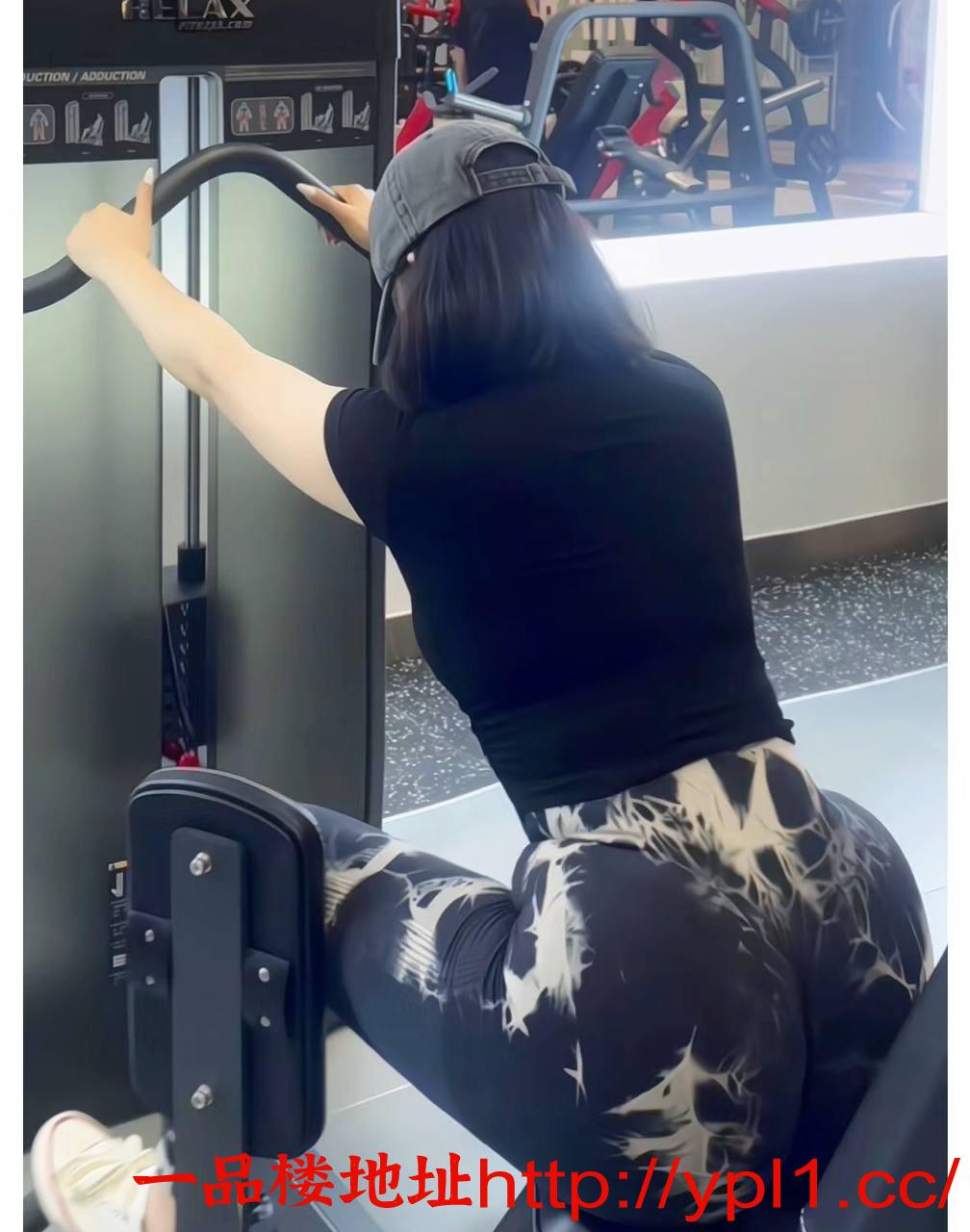 刚离婚下海顶级身材美少妇技术一流（可上门）