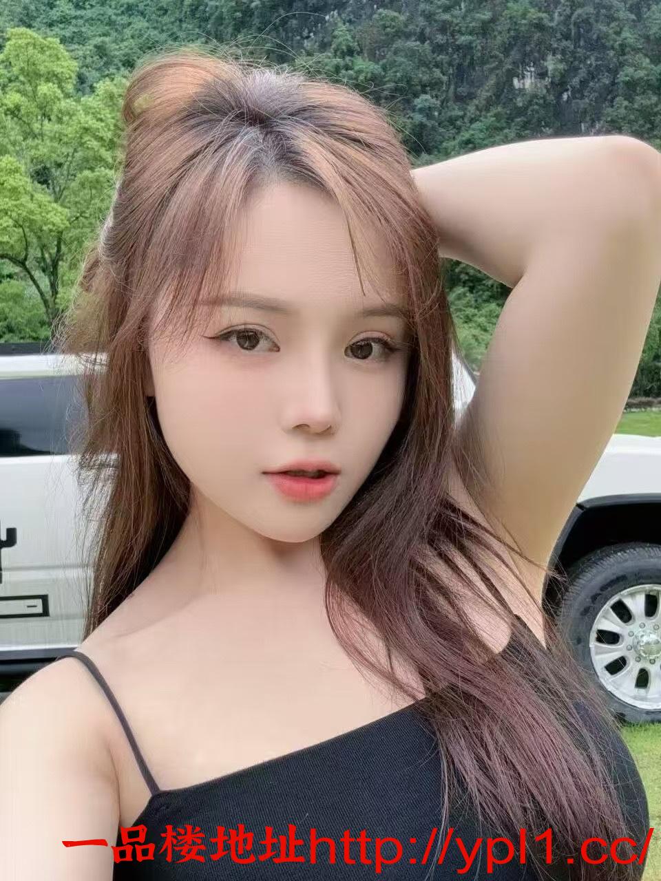 大奶骚b兼职女大