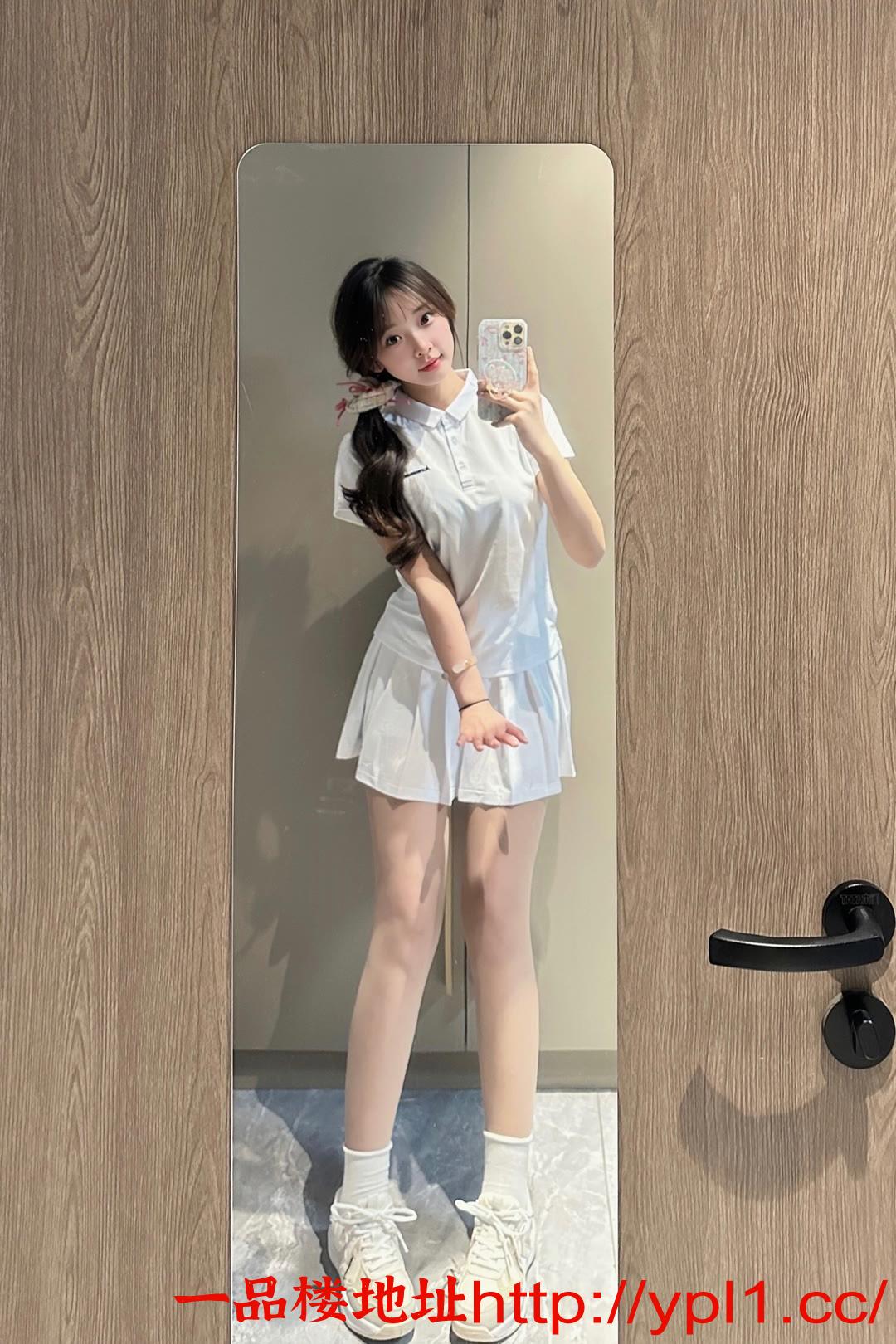 兼职娇羞嫩妹白虎鲍鱼穴水多