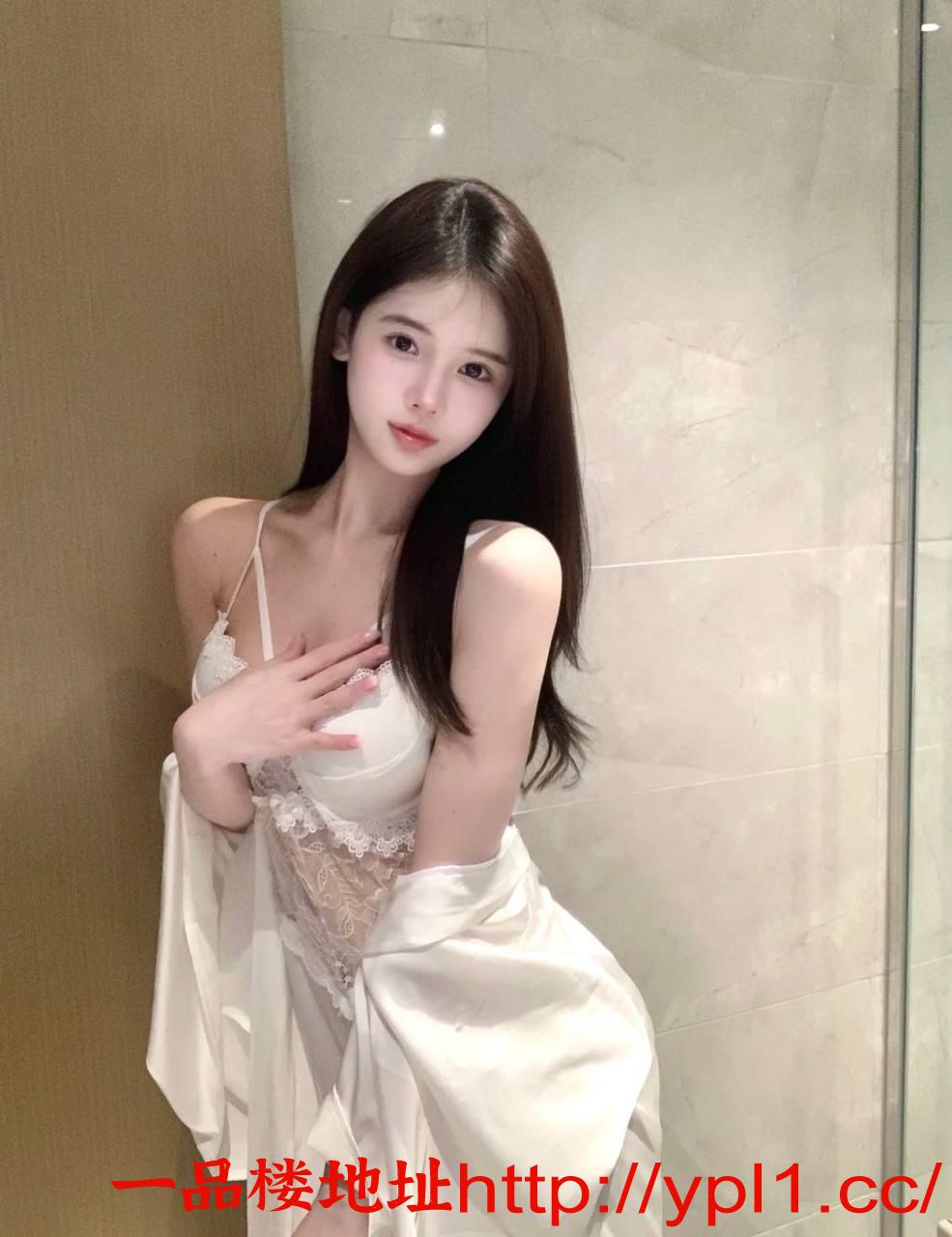 妹子肤白腿长 很骚 很主动很配合