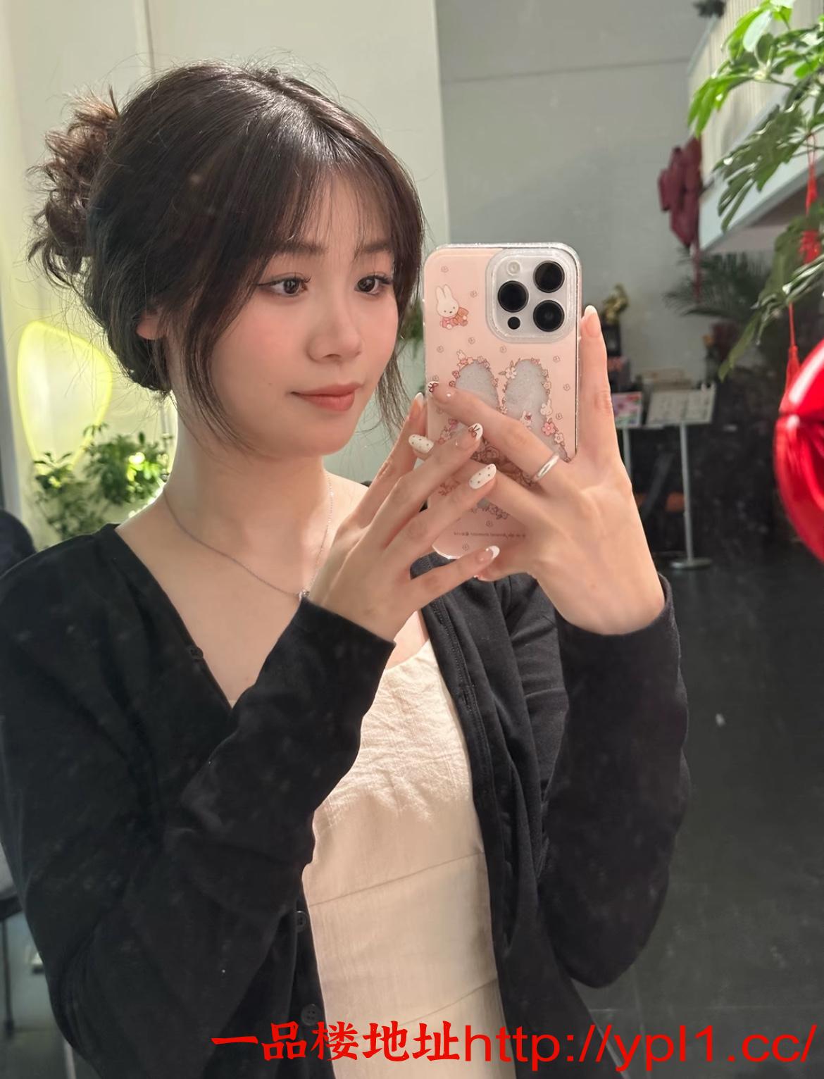 长相甜美系妹子 乘骑挺舒服插的好深