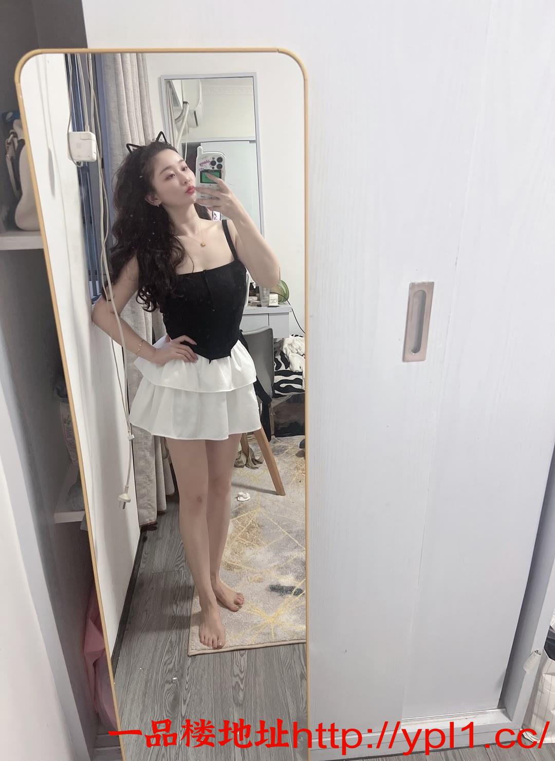 极度性感的小妖精