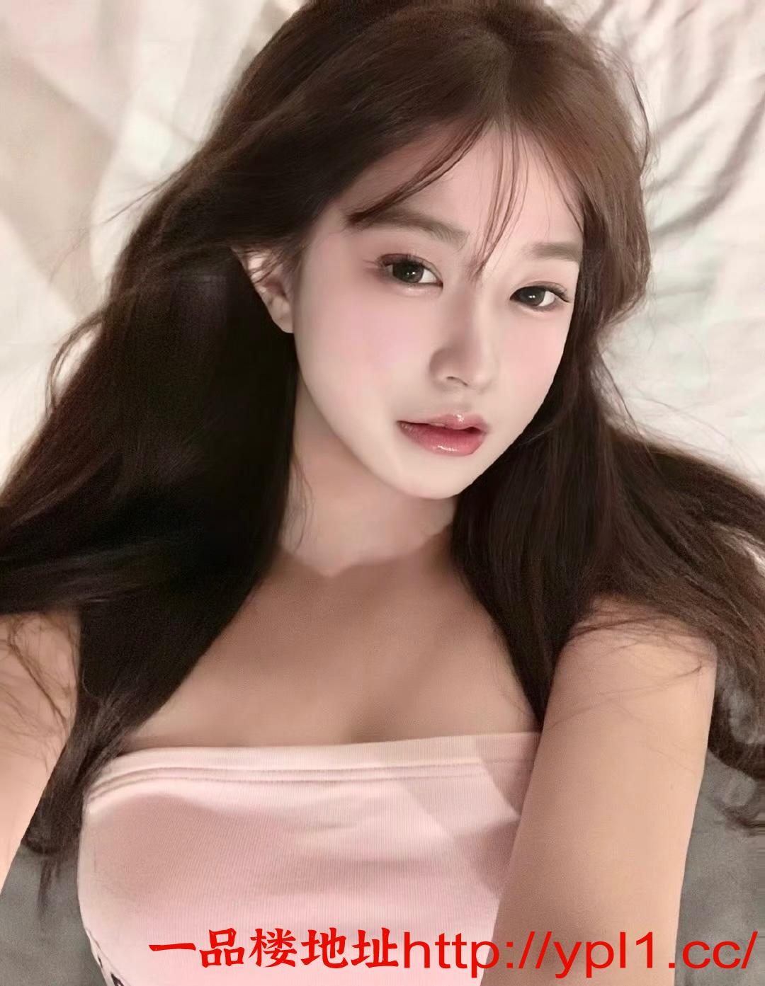 粉嫩妹妹偶尔兼职 下面好水嫩