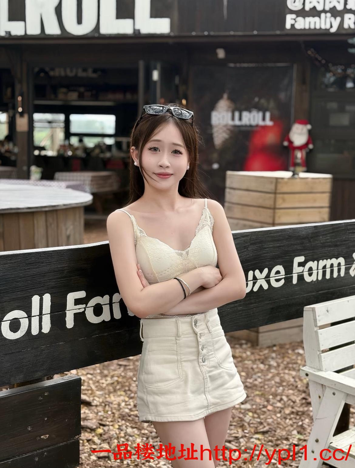 细肢大奶小蛋情趣玩的挺棒