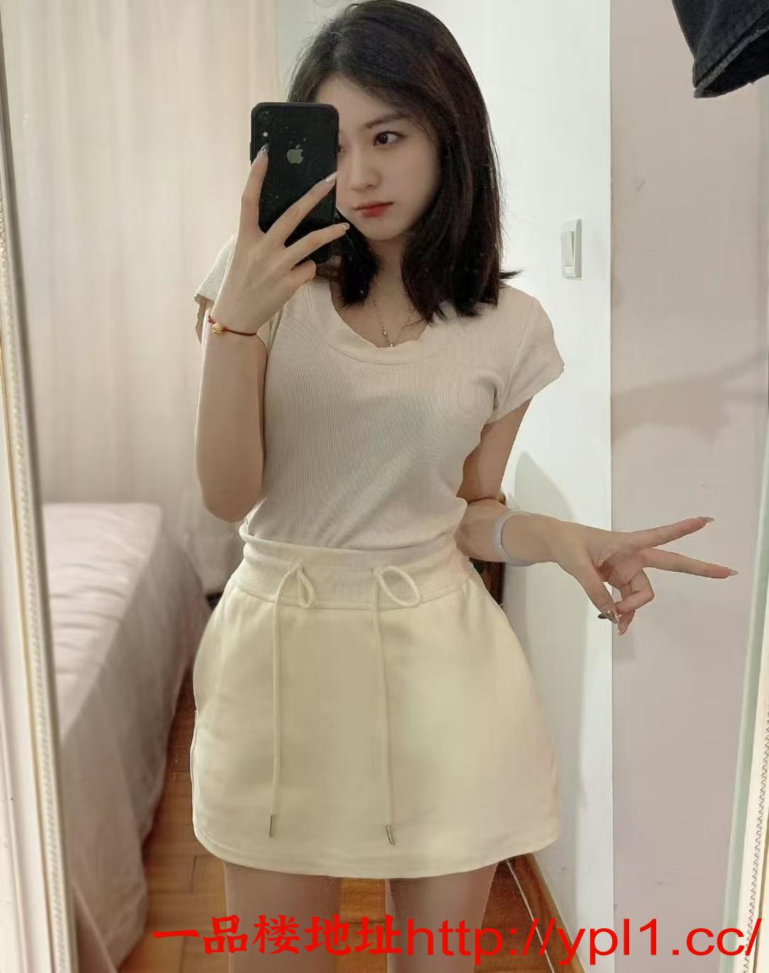 岳麓精品00后嫩妹