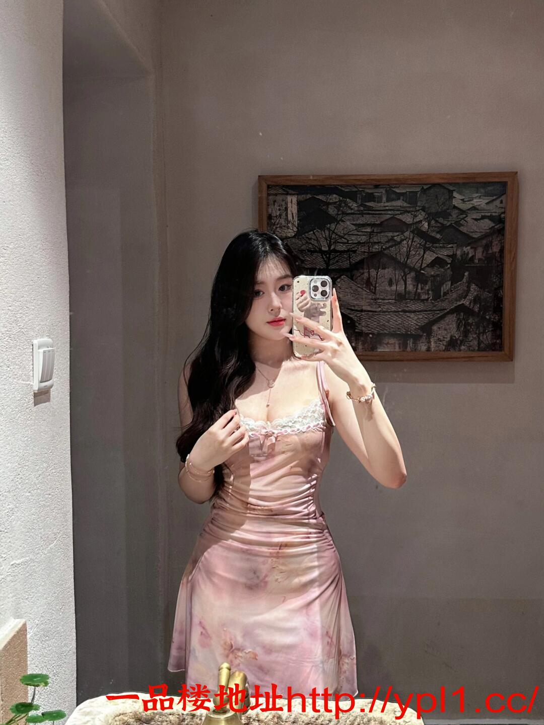 美腿大奶美女全身粉嫩穴紧多汁顶级蜜桃臀爽歪歪可上门