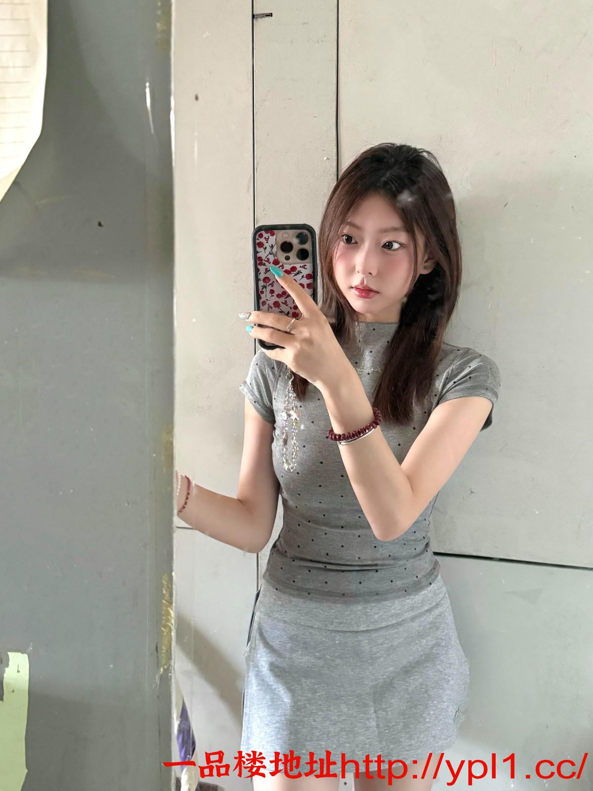 轻熟迷人小姐姐