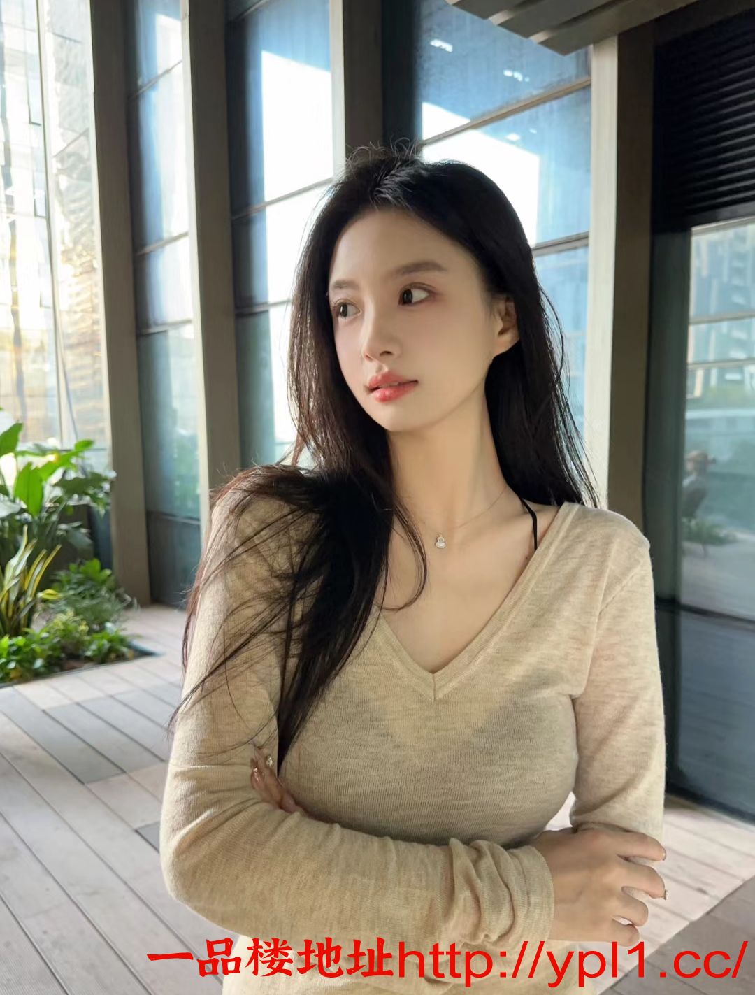 口活很卖力的大胸少妇