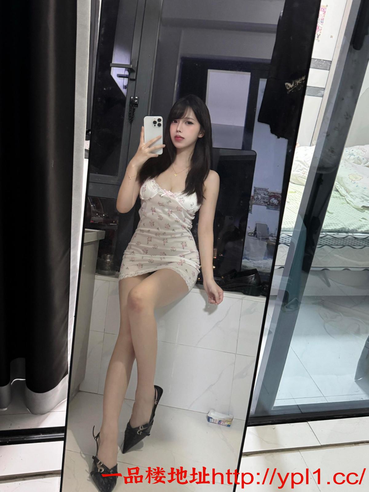 高端货色面貌身材很哇塞