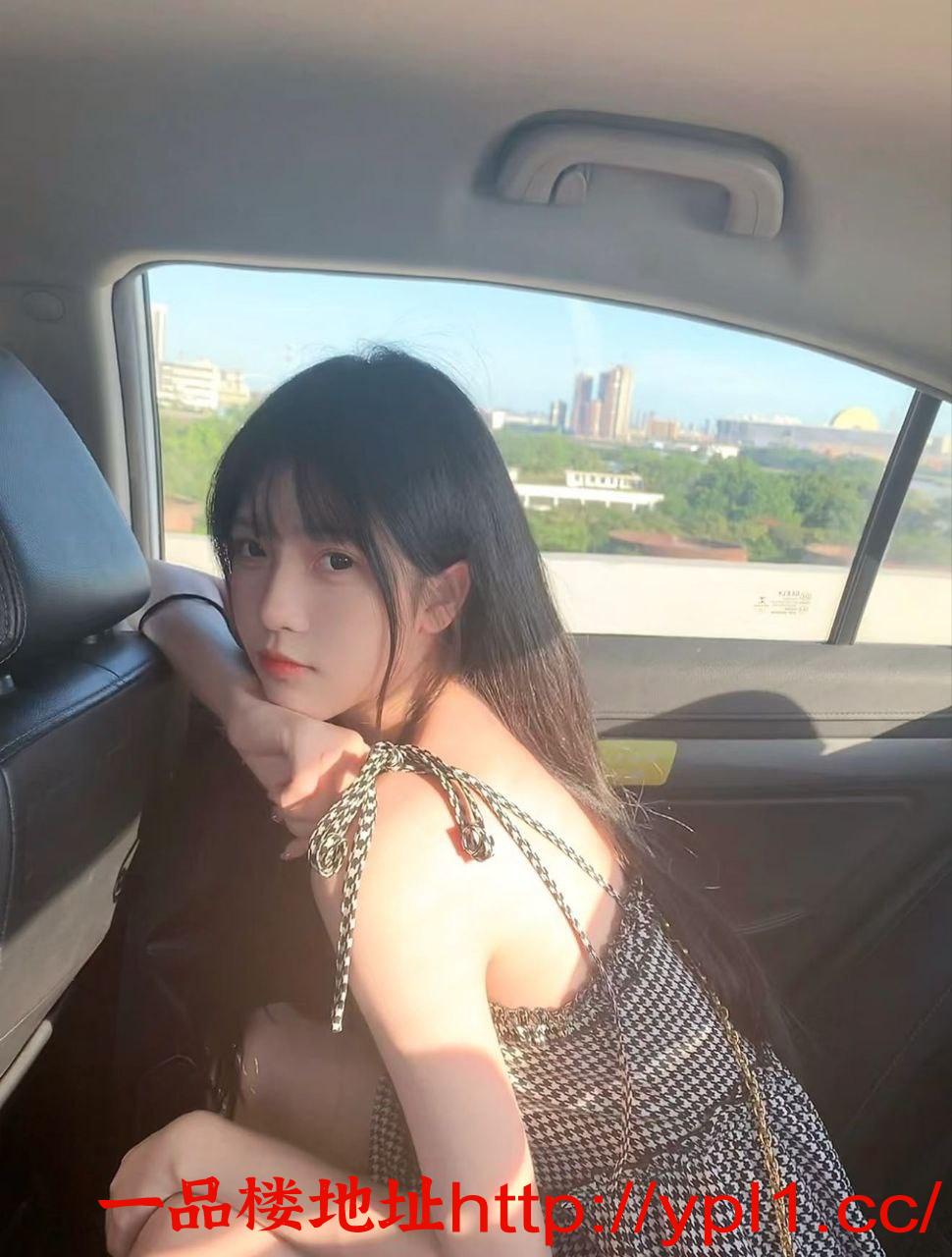 大四学妹兼职可口爆吞精内射