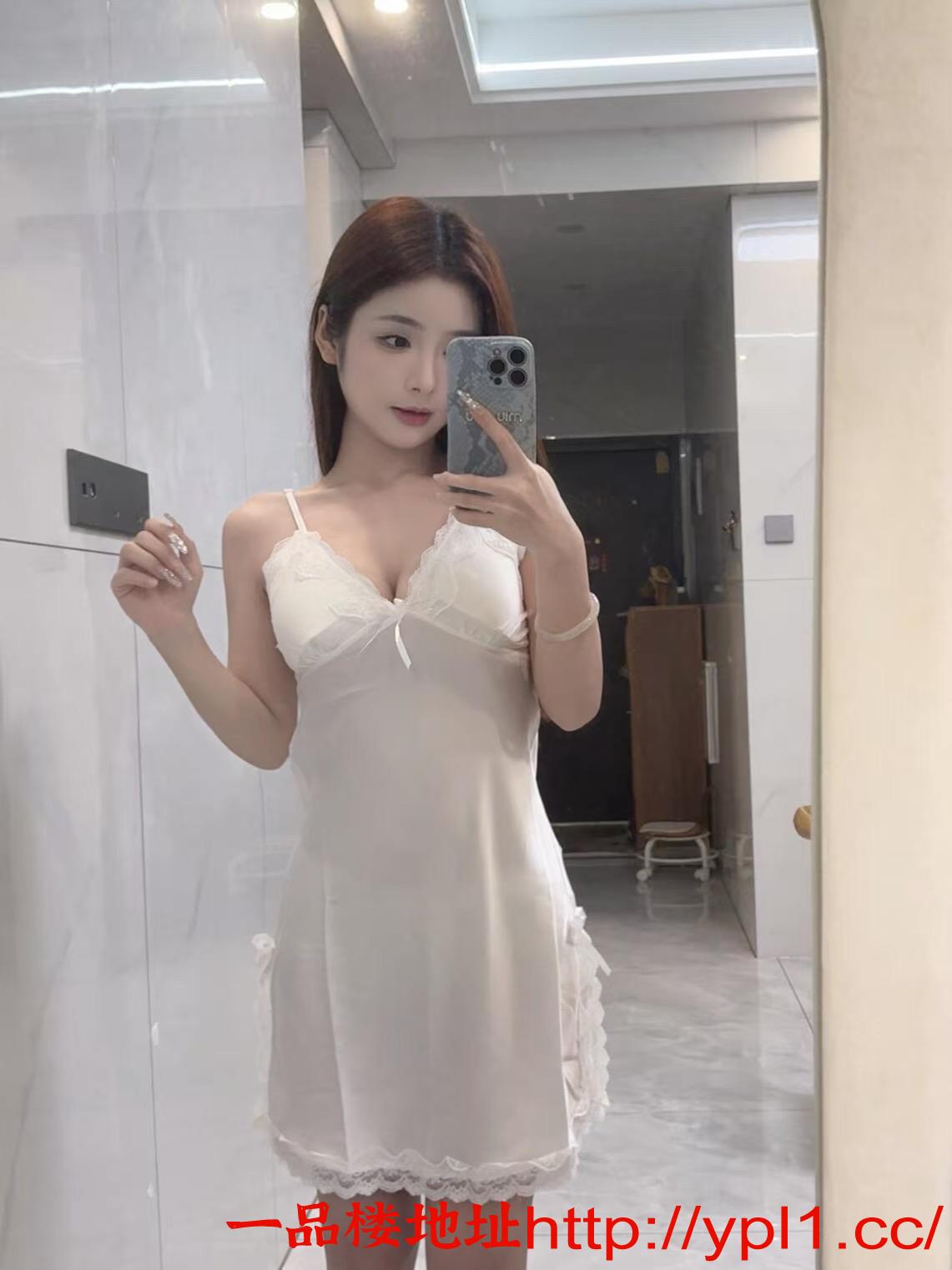 清纯妹妹刚下海 水多逼紧三点粉嫩