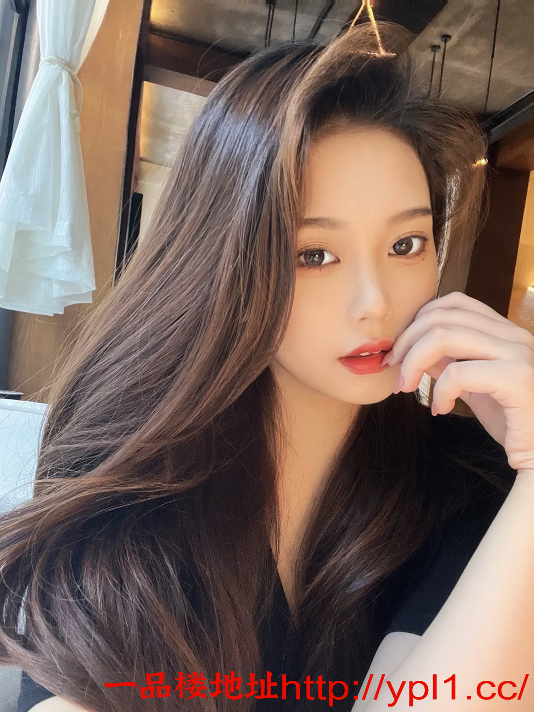 高颜身材苗条口爆顶级一流的嫩妹温柔体贴很开放！