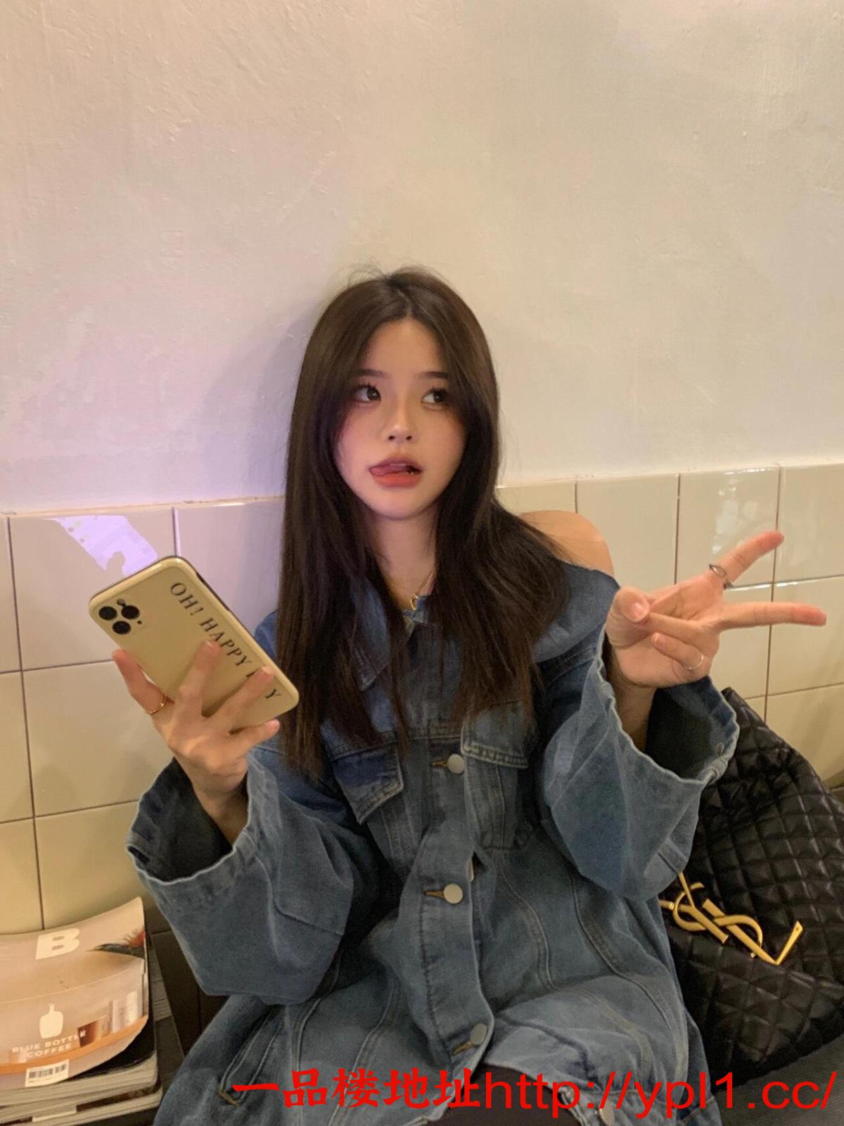 区超嫩的妹妹逼很紧刚开发出来很敏感 可上门