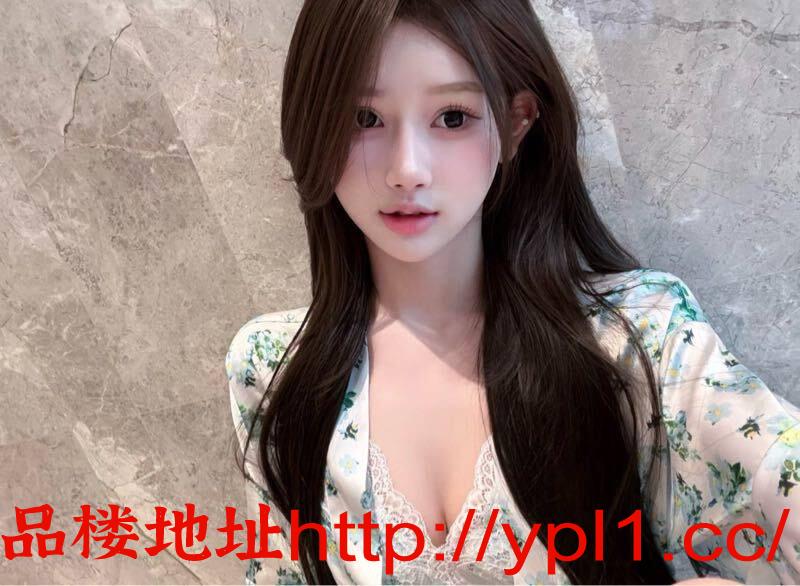 学妹暑假短期兼职赚生活费可口爆吞精内射