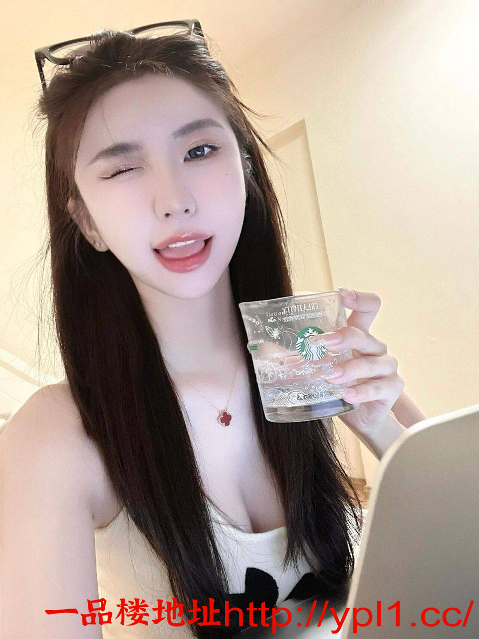 OL制服小姐姐回归