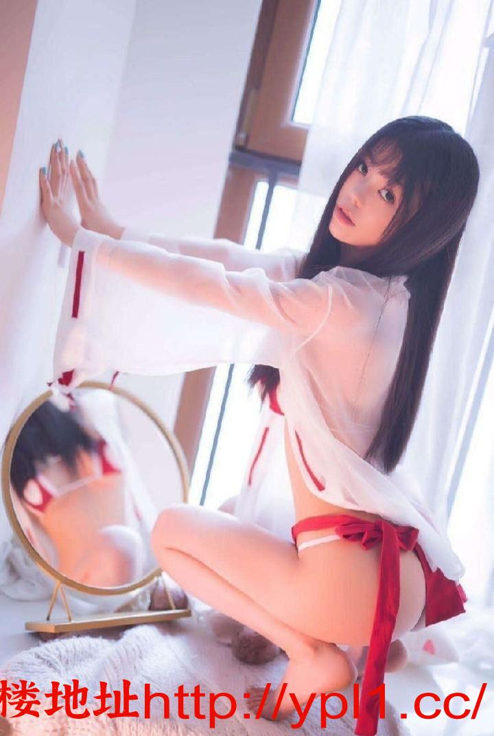 波涛胸涌水灵灵妹子