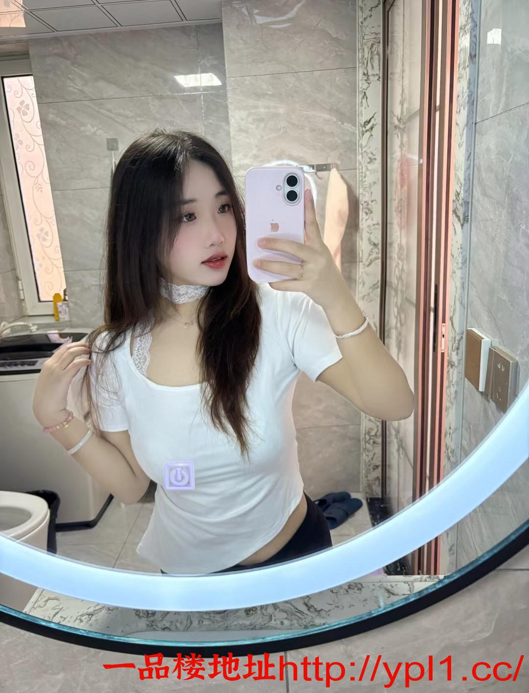 清纯又极品的嫩女，小姐姐