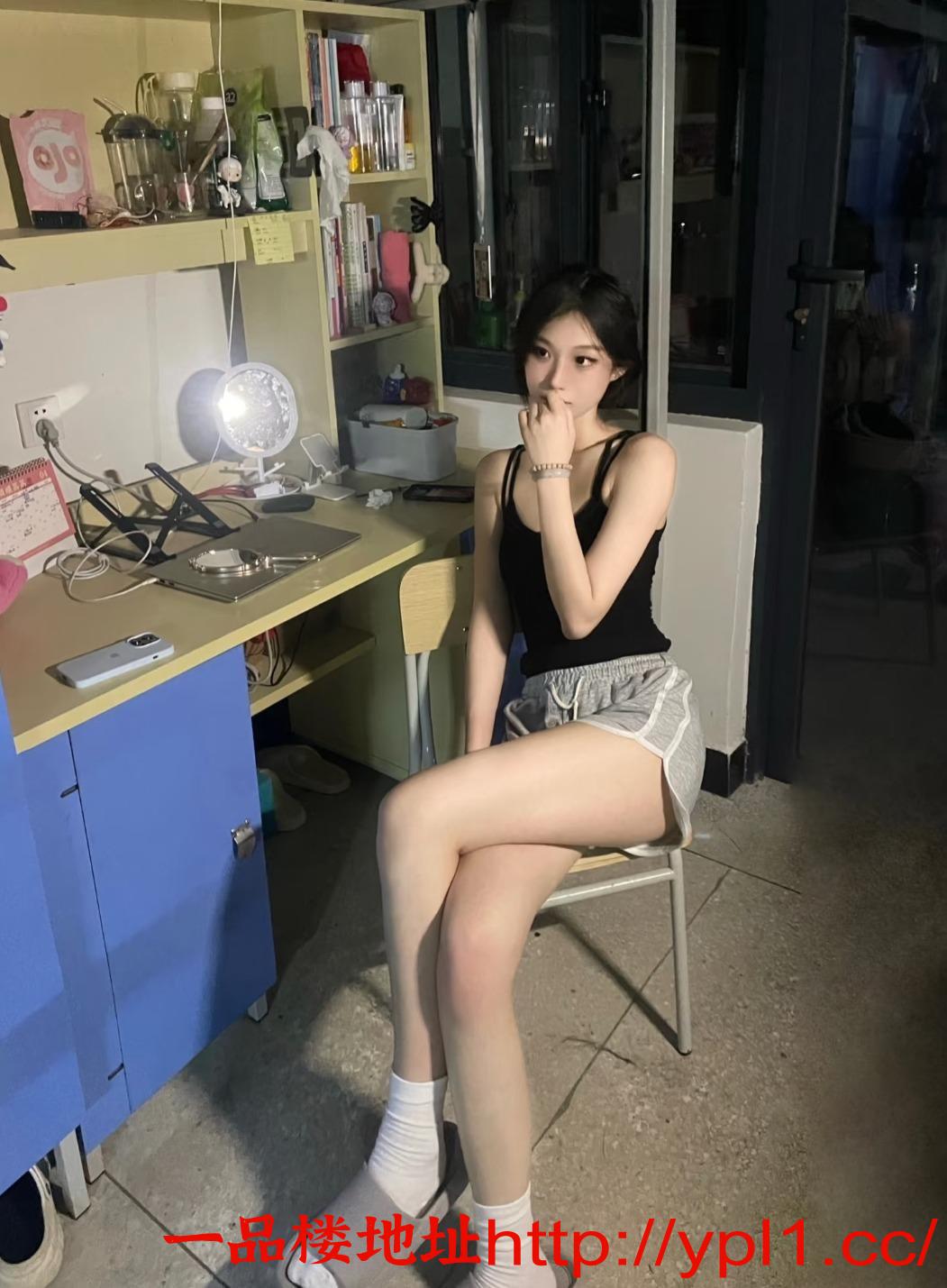 杏花岭区甜妹妹刚到想在这边扎根 声音甜美 白嫩紧 B