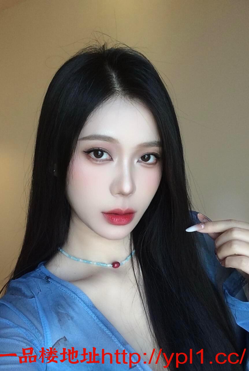 常熟反差少妇鲍鱼逼粉嫩潮喷可深喉