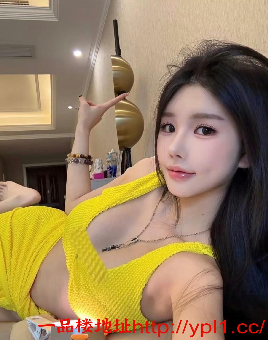 兼职00后嫩妹 极品身材粉嫩多汁会夹会舔汁水饱满体验感拉满(可外出