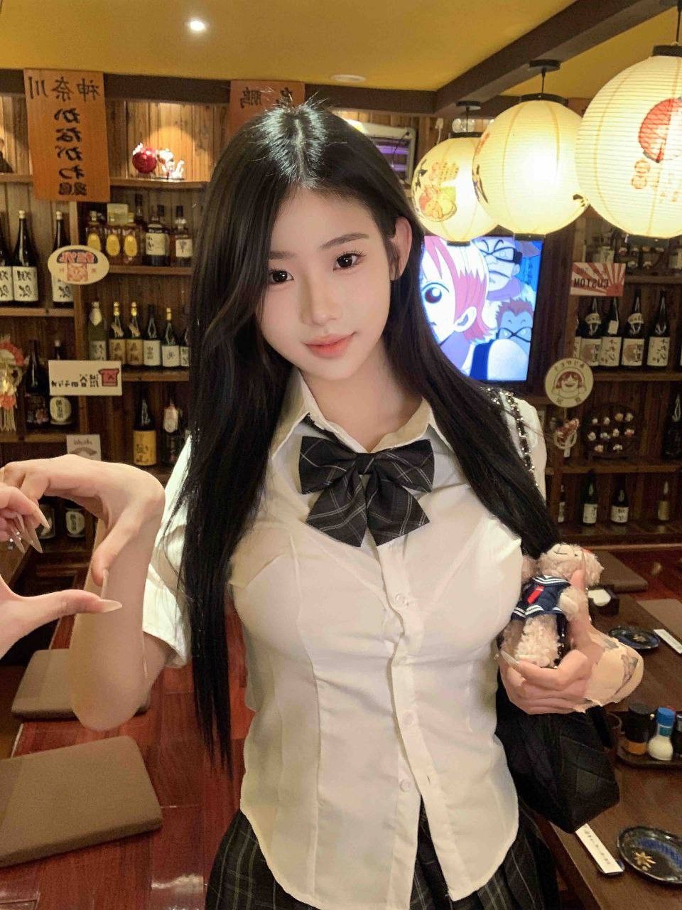 极品大一学妹萝莉兼职刚刚开苞逼粉嫩