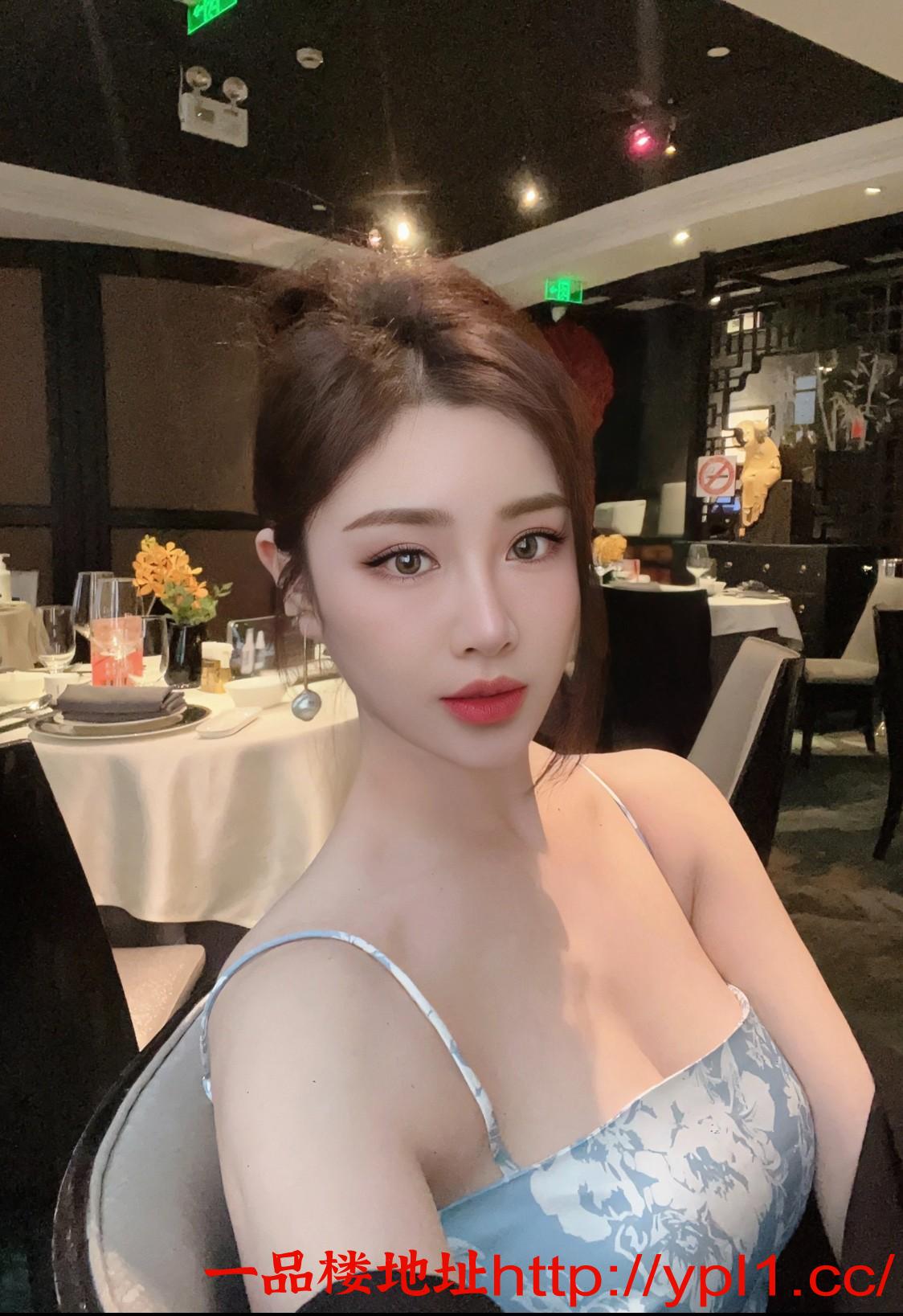 23岁极品模特兼职可内射可三通粉逼会夹